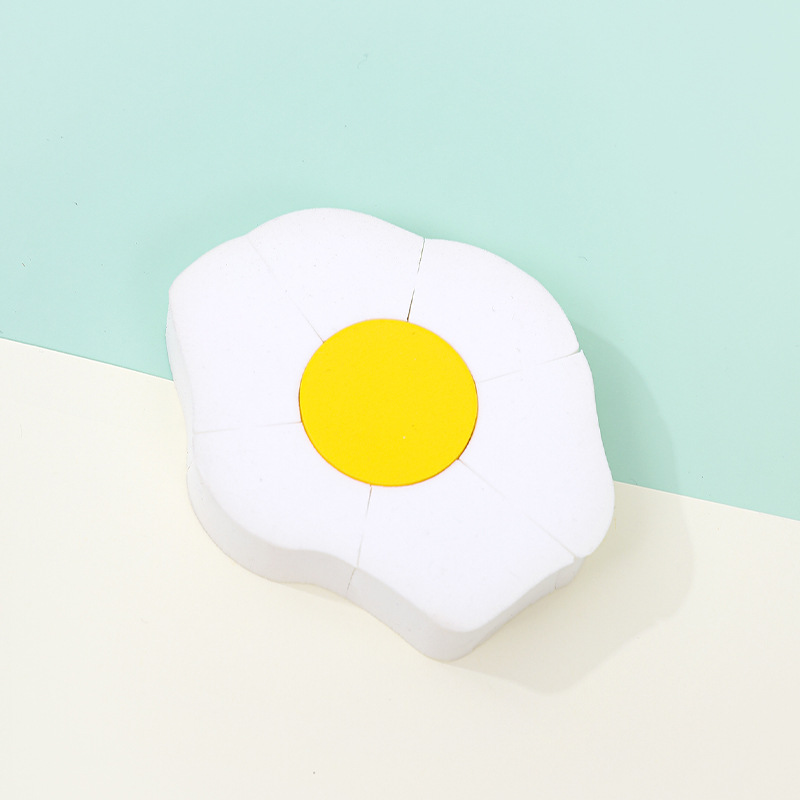 Huevo frito personalizado de fábrica, huevo escalfado de soplo grande plano, esponja de maquillaje sin látex, cojín de aire, huevo de belleza, venta al por mayor transfronteriza