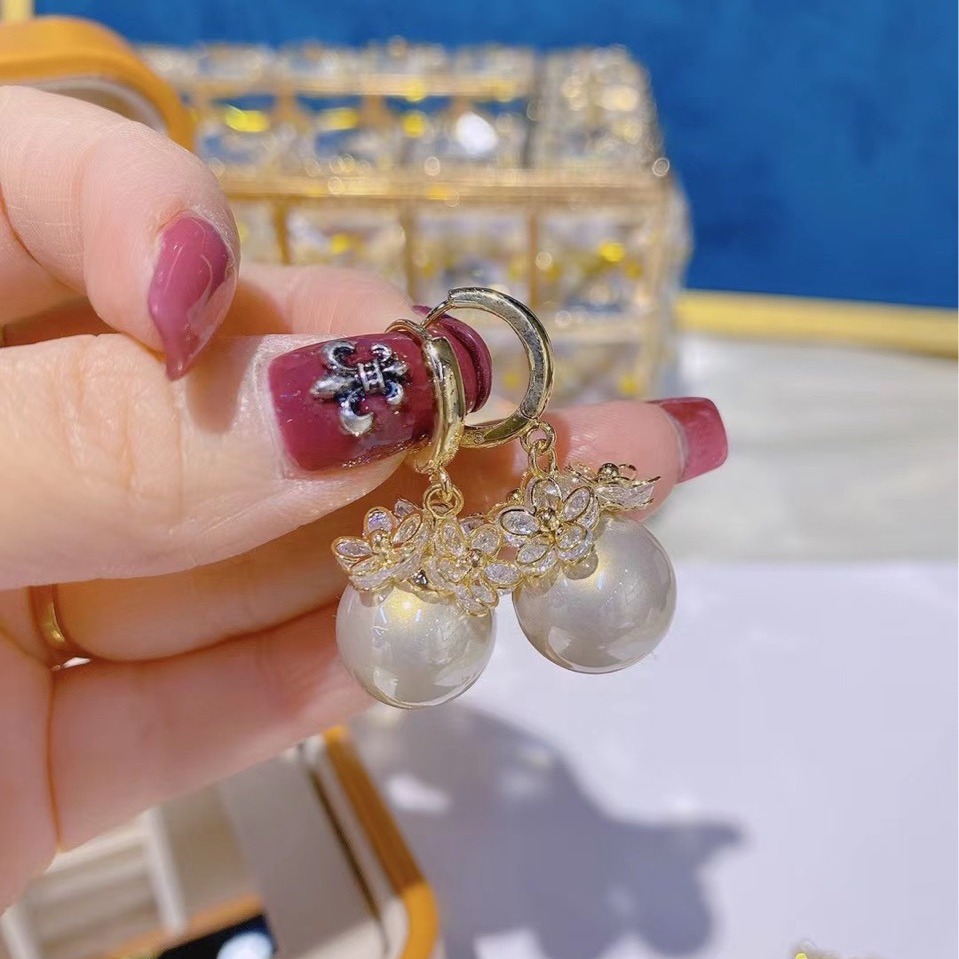 小铃铛长生锁耳扣2025年新款潮小众设计耳环轻奢百搭高级感耳饰女