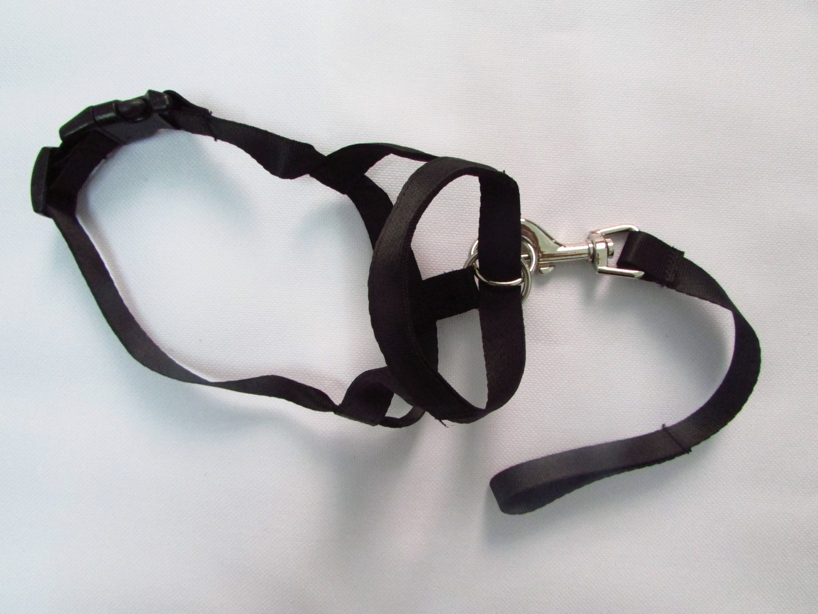 Los fabricantes suministran manguito para boca de mascota, manguito para boca de perro de nailon, cuerda para boca de perro, anti-llamada, anti-mordedura, a prueba de explosiones, cuerda para perro de entrenamiento para mascotas