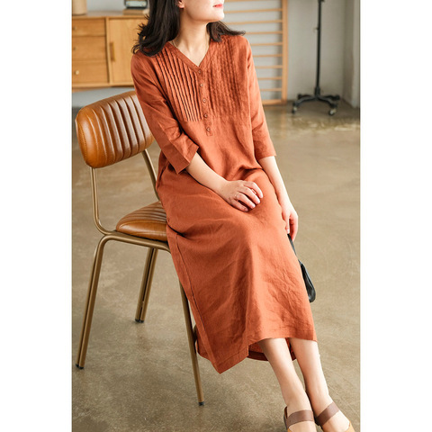 2024 spring and summer new style artistic linen five-quarter-sleeve fashionable age-reducing fashionable V-neck thin over-the-knee long dress