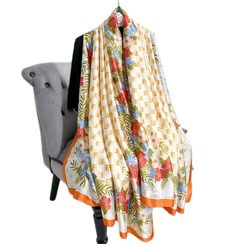 Nueva bufanda de seda con estampado naranja para mujer, moda coreana, seda de imitación, chal de protección solar de primavera y verano, bufanda de gasa exterior, toalla de playa