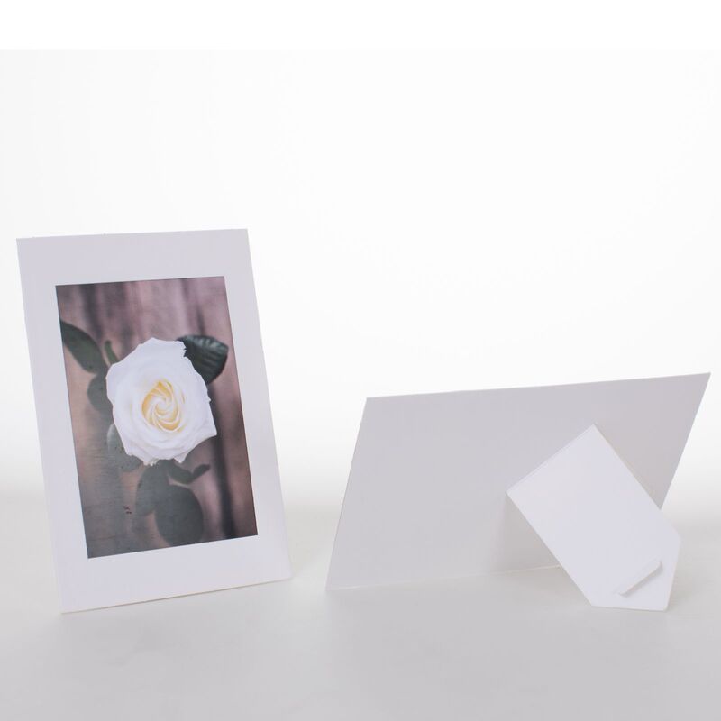 Paper photo frame with bracket for 4x 6 inch photo horizontal and vertical dual-purpose paper photo frame White
