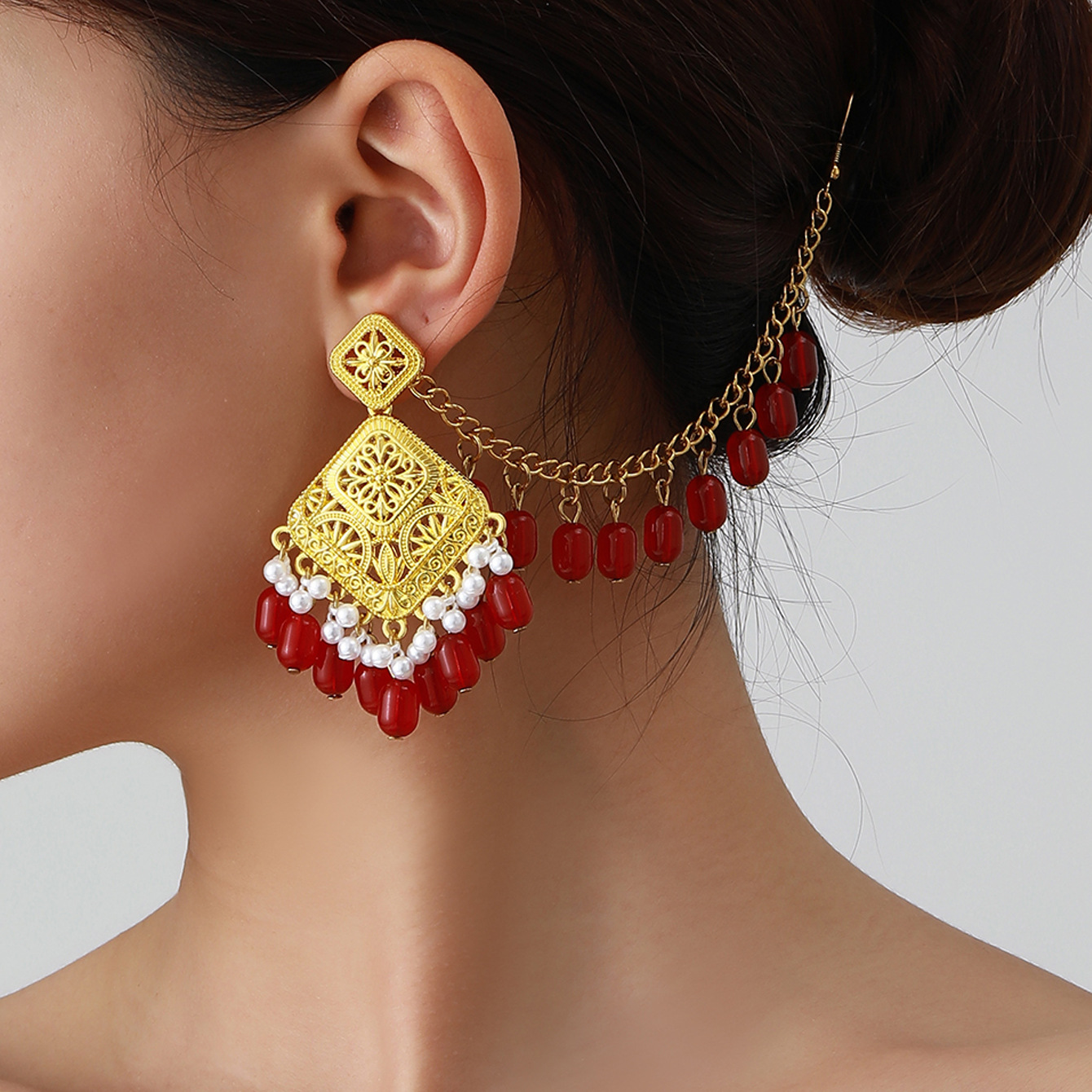 Set di orecchini retrò in stile etnico, orecchini a perno cavi intagliati, orecchini retrò indiani con frange._voghion.com