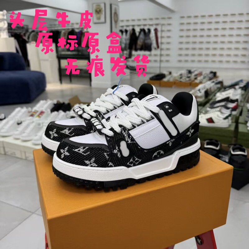 Original Trainer Sneakers with Original Tags and Boxes, Made of Top-Layer Cowhide, Casual Sneakers for Men and Women Original Trainer Sneakers with Original Tags and Boxes, Made of Top-Layer Cowhide, Casual Sneakers for Men and Women