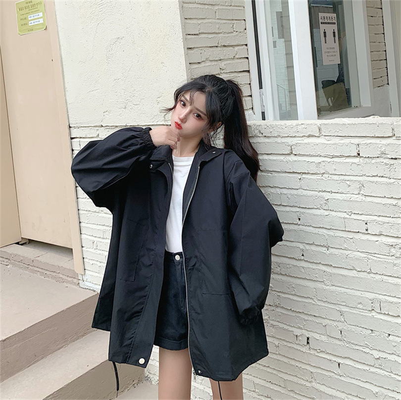 검은 색 얇은 섹션