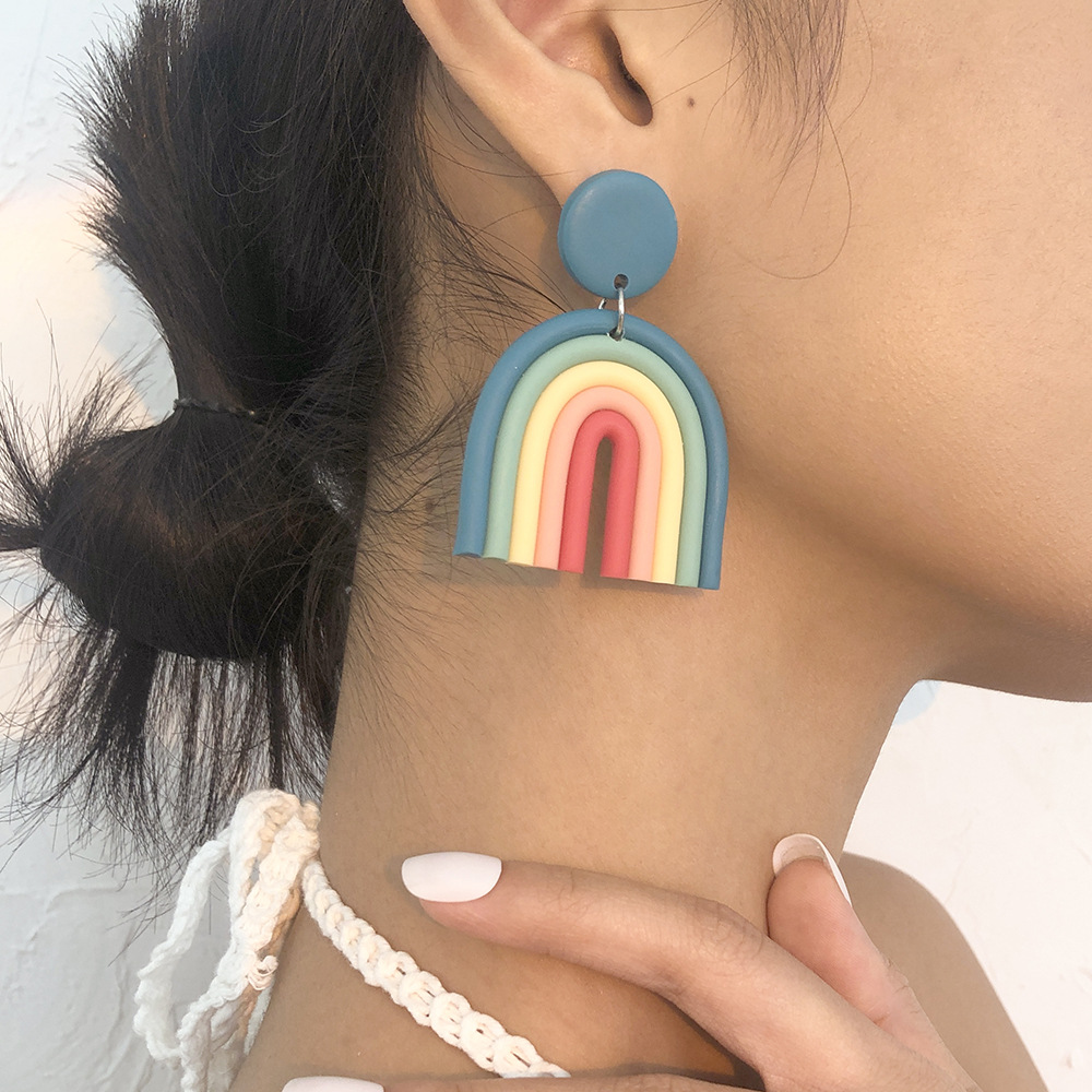 Wholesale Jewelry Color Soft Ceramic U-shaped Earrings Nihaojewelry display picture 15