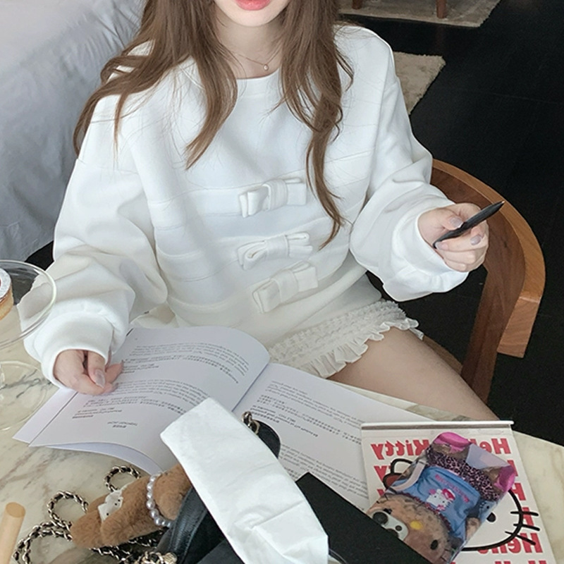 蝴蝶结圆领长袖白色卫衣女2025新款巨好看的无帽短款上衣慵懒风潮|undefined