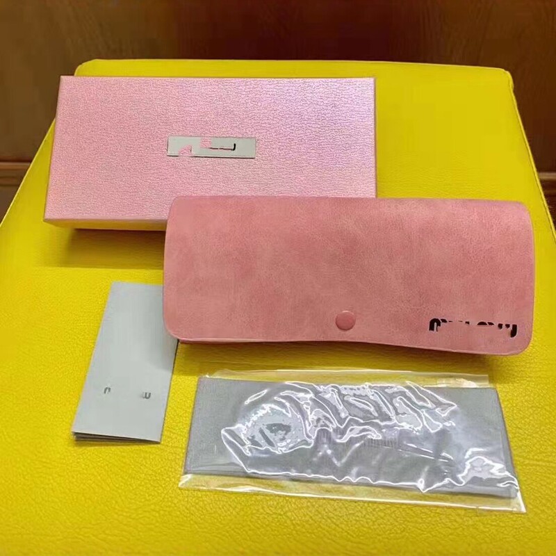 Fashionable Sunglasses Case Set Flip-Top Eyeglass Case Unisex High-Quality EVA Material Pink Black