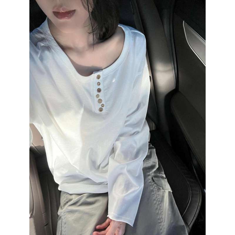 秋季新款韩版宽松显瘦纽扣设计感小众圆领长袖白色T恤女打底上衣|undefined
