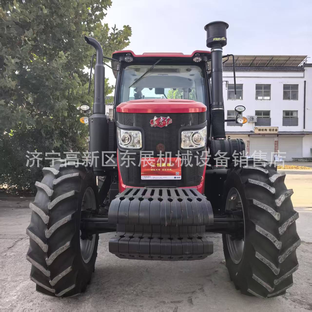供应四驱拖拉机 东方红大马力农用拖拉机 旋耕犁地四轮拖拉机