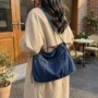 学生女式单肩大容量托特包