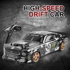 新製品 1:18 四輪駆動高速リモートコントロールカー 2.4 グラム急速ドリフトオフロード子供用 RC リモートコントロールレーシング電気玩具