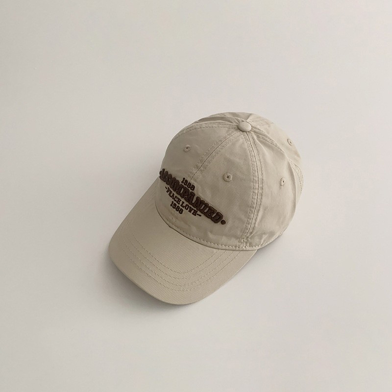 ins sombrero infantil de letras coreanas primavera y otoño sombrero de pato a prueba de viento sombrero de béisbol de viaje de bebés para hombres y mujeres