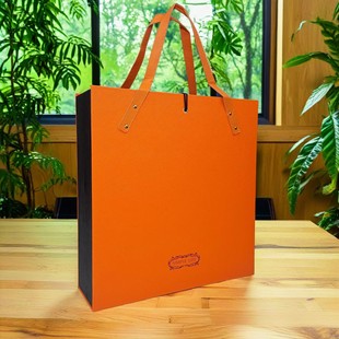 Factory wholesale high-grade orange leather portable red wine gift box double bottle double goblet wine packaging box now loan