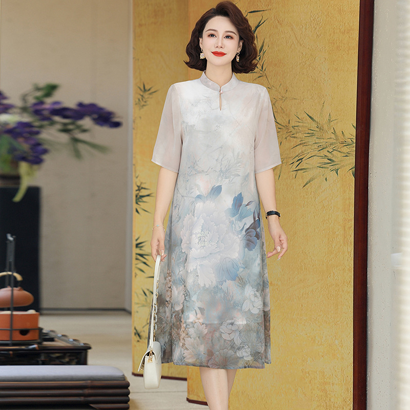 Mom's Summer Dress, Chinese Style Improved Cheongsam Dress, Middle-Aged and Elderly Ladies' New Chinese Style Printed Mid-Length Dress Mom's Summer Dress, Chinese Style Improved Cheongsam Dress, Middle-Aged and Elderly Ladies' New Chinese Style Printed Mid-Length Dress
