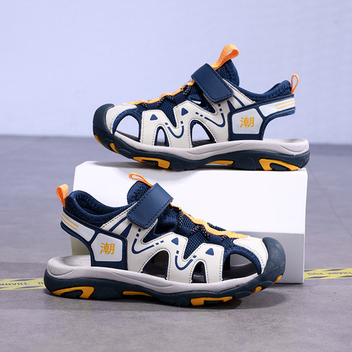 Sporty Boys' Closed-Toe Sandals with Soft Soles – Lightweight, Breathable Kids' Shoes for Summer 2025  
Mid-to-Large Size Girls' Sandals