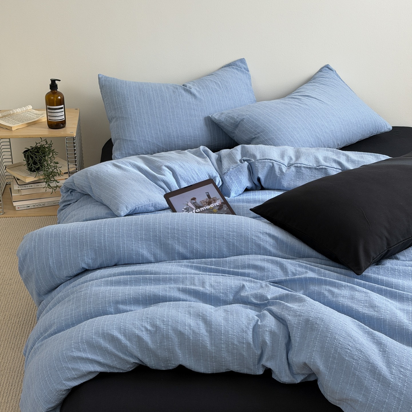 Pure Washed Cotton Jacquard Four Piece Bedding Set Solid Colour_voghion.com