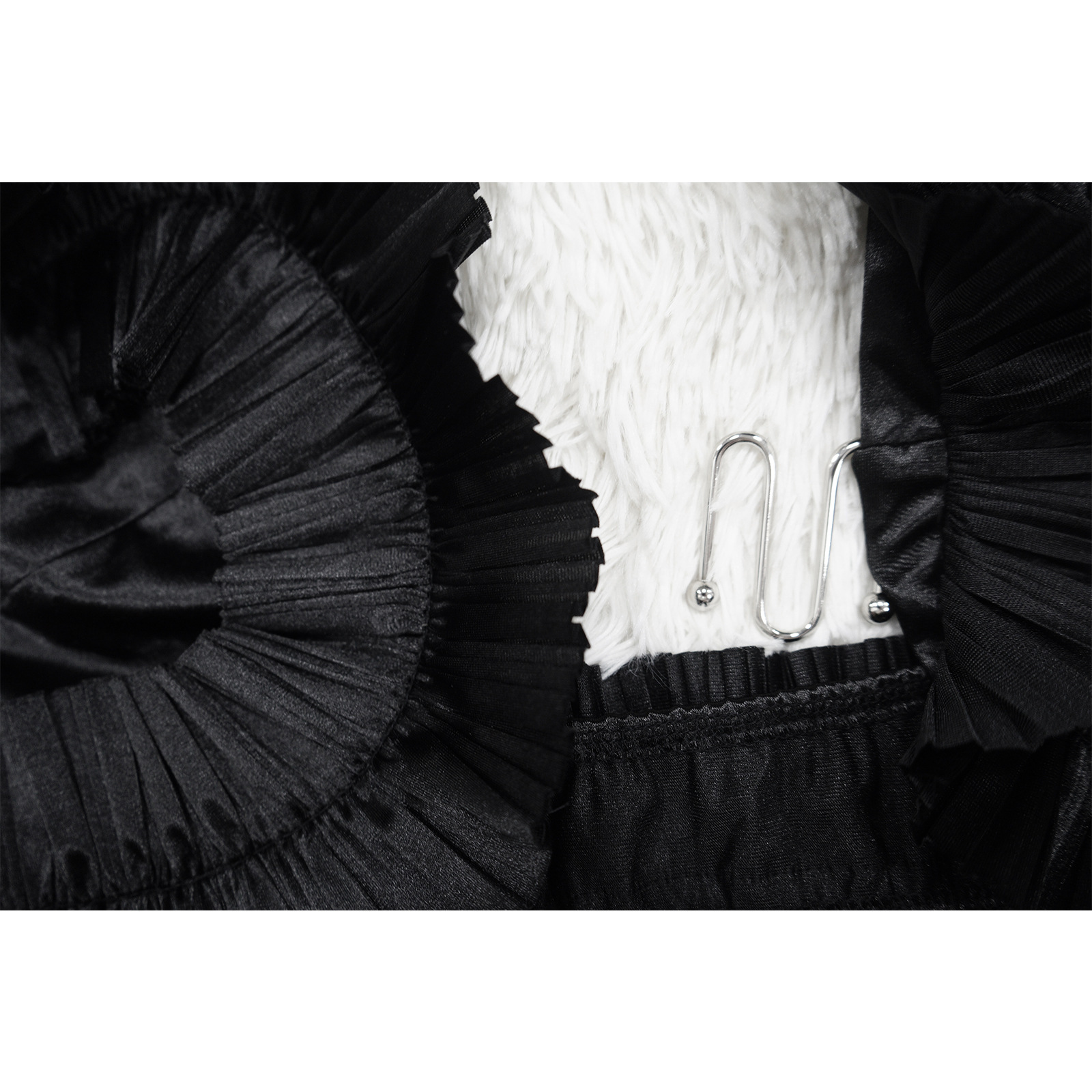 Women Wear Sleeveless Split Ruffled Pleated Skirt Set