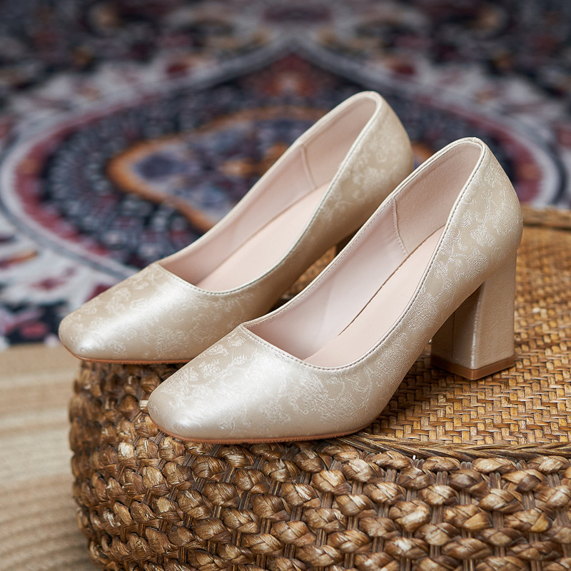 Square-Toe Chunky High Heels, Large Size, Extra Wide Wedding Shoes, Wedding Banquet Shoes, Mother-In-Law Shoes, Shallow Mouth, Comfortable for Feet
