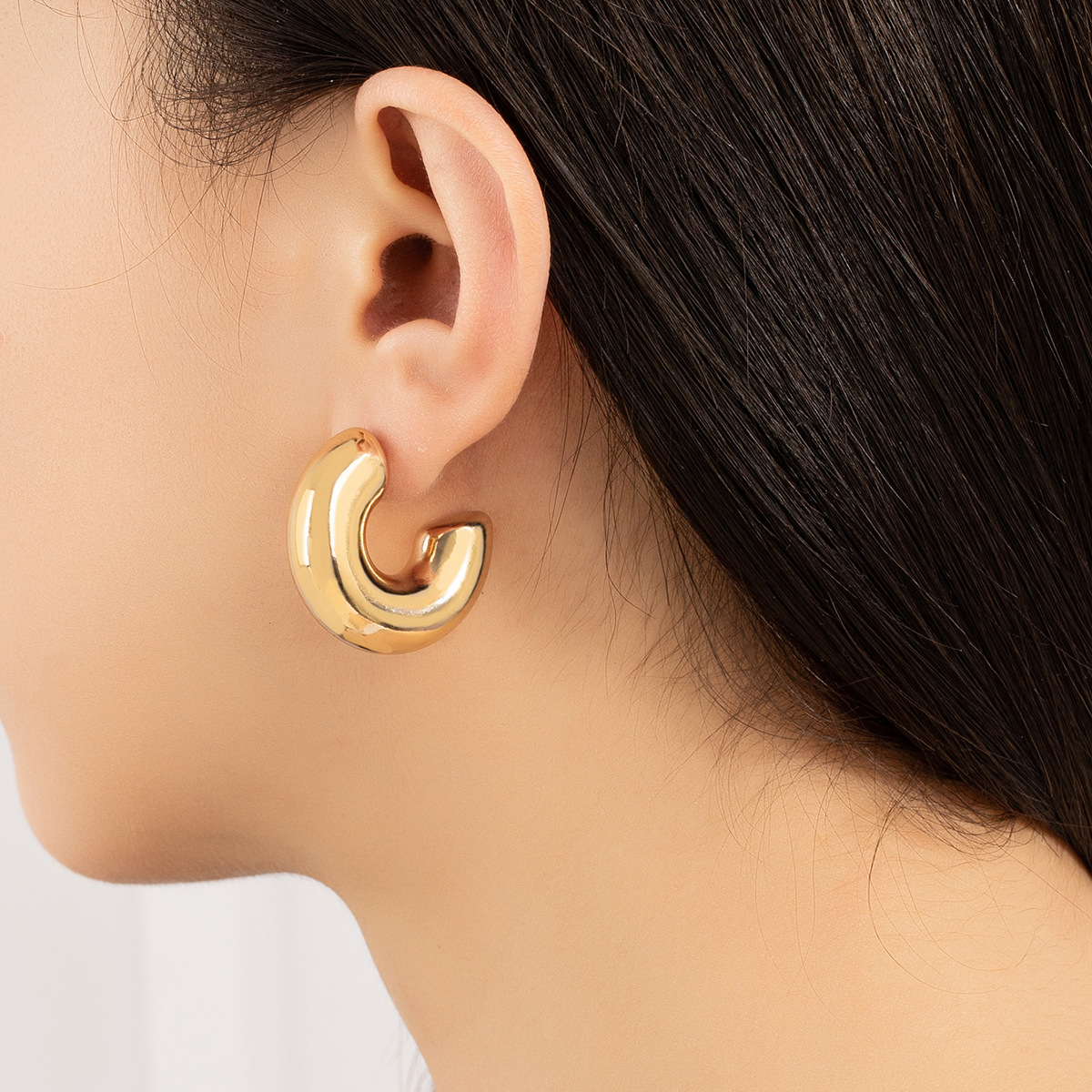Hornbag Texture Ear Ring Earrings Women's European and American ins Niche Retro Simple Distinctive Metallic Ear Buckle Earrings