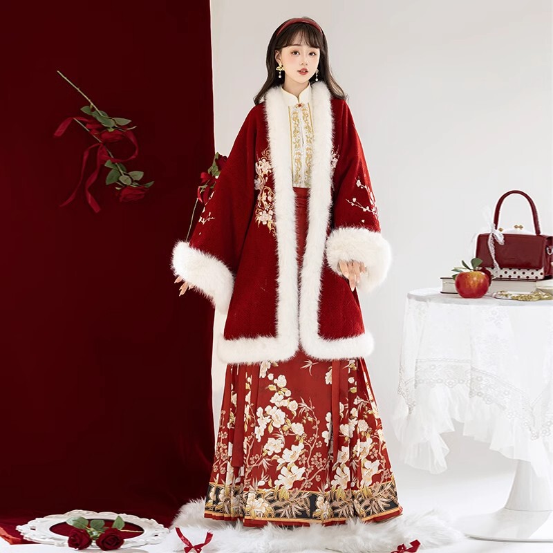 Original Hanfu by Zhuyutang: Ming-Style Long Robe with Mamian Skirt, Stand Collar Shirt, Embroidered Daily Thickened Autumn and Winter Adult Set Original Hanfu by Zhuyutang: Ming-Style Long Robe with Mamian Skirt, Stand Collar Shirt, Embroidered Daily Thickened Autumn and Winter Adult Set