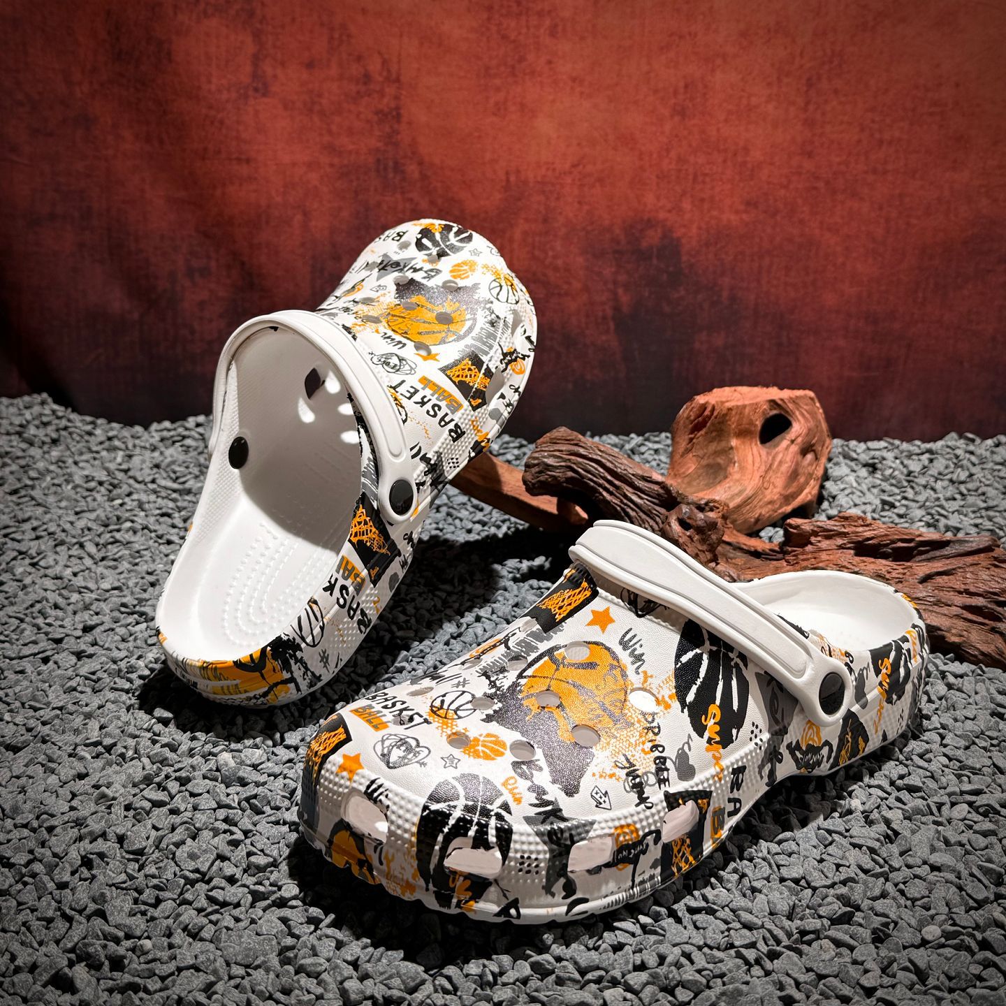 Zapatos de baloncesto transfronterizos 2026 nuevas sandalias de cabeza de bolsillo zapatos de playa para hombres zapatos de baloncesto casuales impresos zapatillas