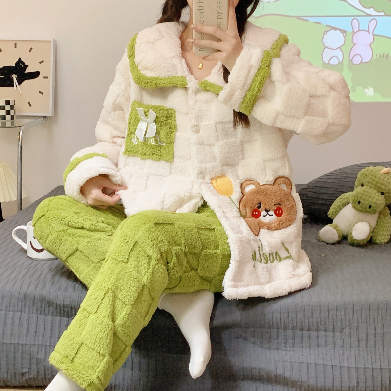 Estilo coreano japonés Otoño e Invierno pijamas de las mujeres felpa engrosada caliente dulce chica más tamaño cardigan desgaste del hogar se puede usar fuera