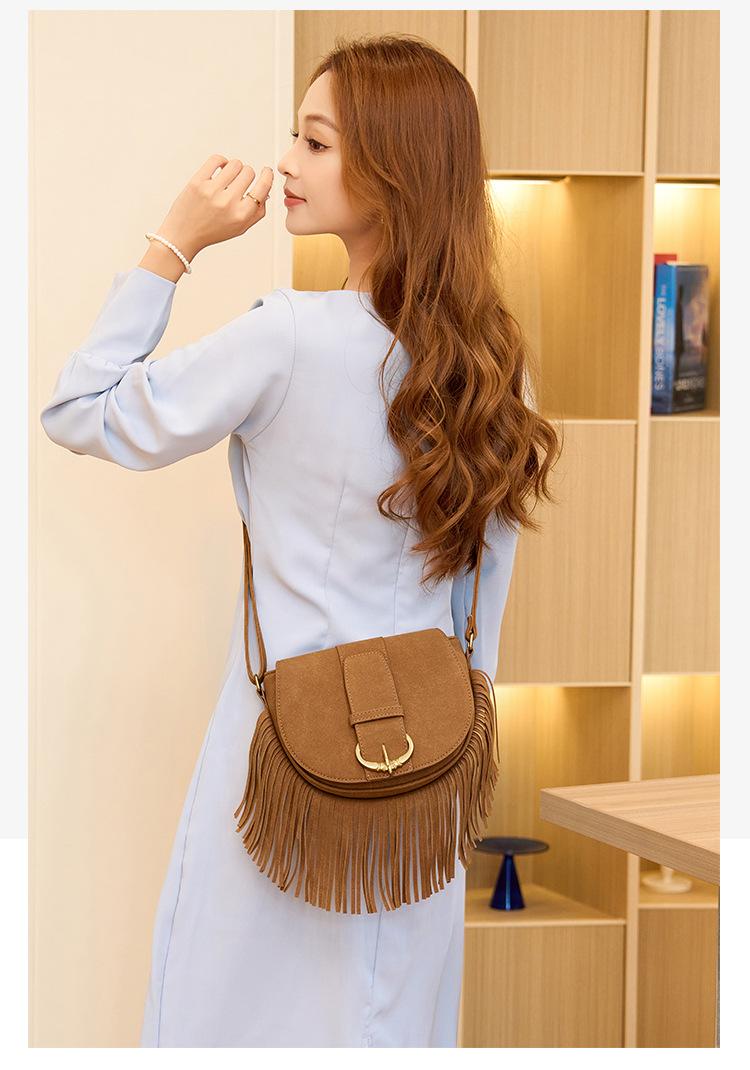889g Weight Polyester Lining Material Magnetic Buckle Closure Type Single Shoulder Strap Strap Type Women's Medium Frosted Artificial Leather Solid Color Vintage Style Classic Style Round Magnetic Buckle Shoulder Bag