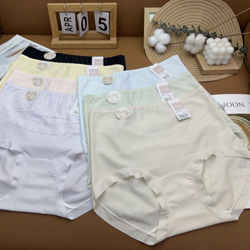 Women's Underwear New Style Nylon High-Waisted Ice Silk Large Size Summer Seamless Triangle Panties Fashion Comfortable Special Price Wholesale