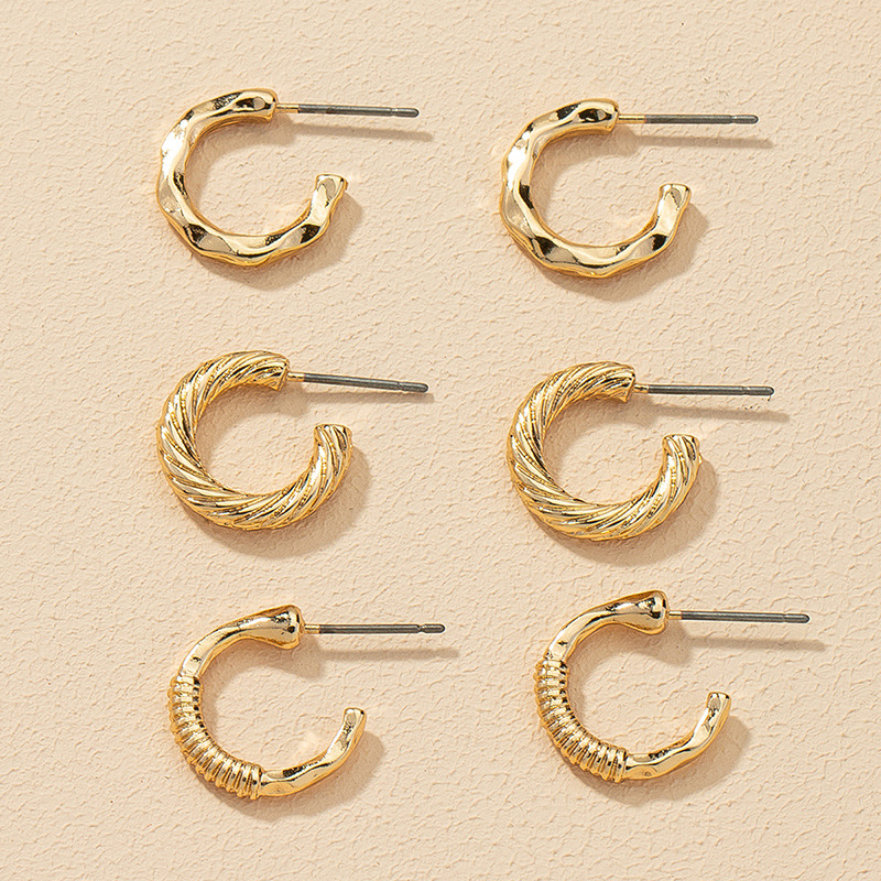 Fashion Metal C-shaped Small Earrings 3 Pairs Set display picture 3