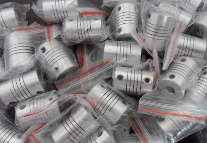 全新：孔径6联轴器 6*6 L25 D18编码器连接器