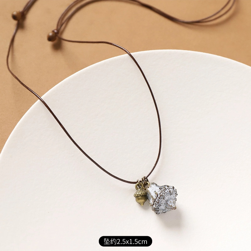 23-plant necklace (eucalyptus)