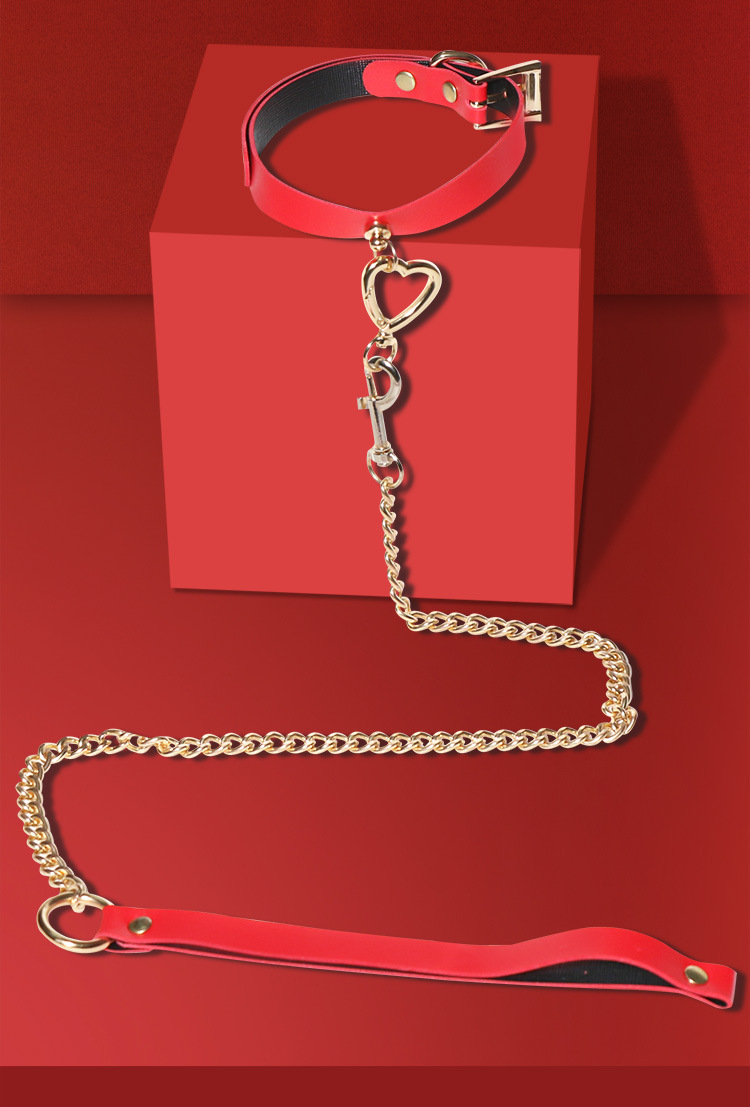 SM Collar with Leash and Handcuffs Set, Metal and Leather Restraint Kit for Couples — detail image 19