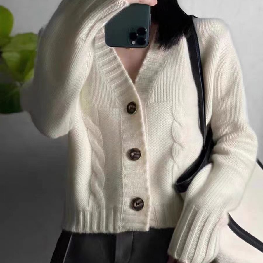 Demi-season woolen knitted cardigan