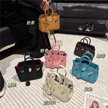 �W���L�����K���ţƤ��������|Ů���r����֦�y��Ƥ���ذ�б���