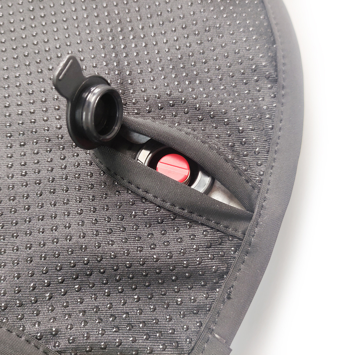 Koc Motorcycle Airbag Cushion Shock-Absorbing and Decompression Straddle Air Cushion Breathable and Insulated Motorcycle Inflatable Cushion
