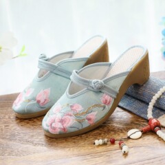 021年夏季新款高跟坡跟繡花布拖鞋女涼鞋繡花布鞋
