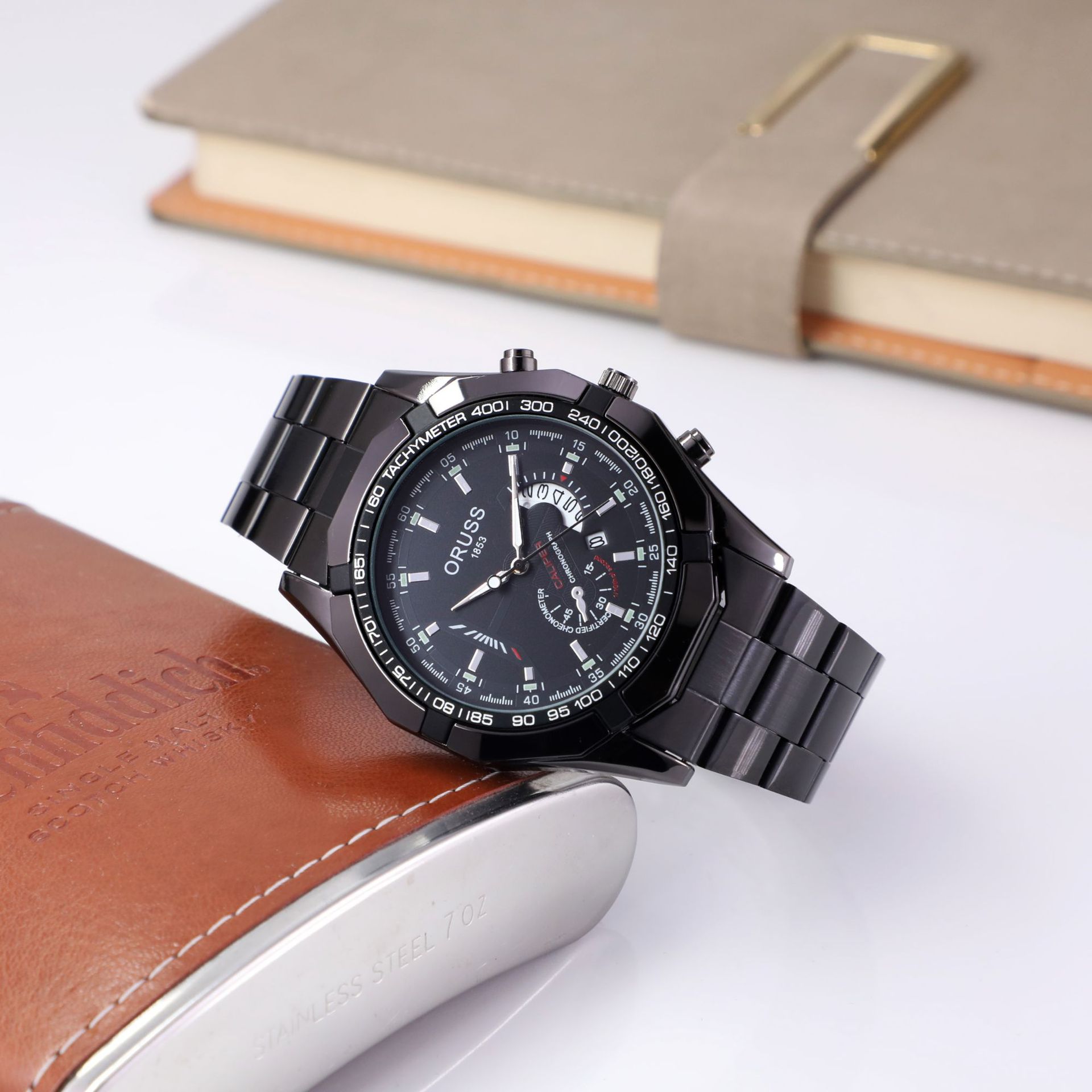 Men's Quartz Chronograph Watch Waterproof Trendy Calendar Dial_voghion.com