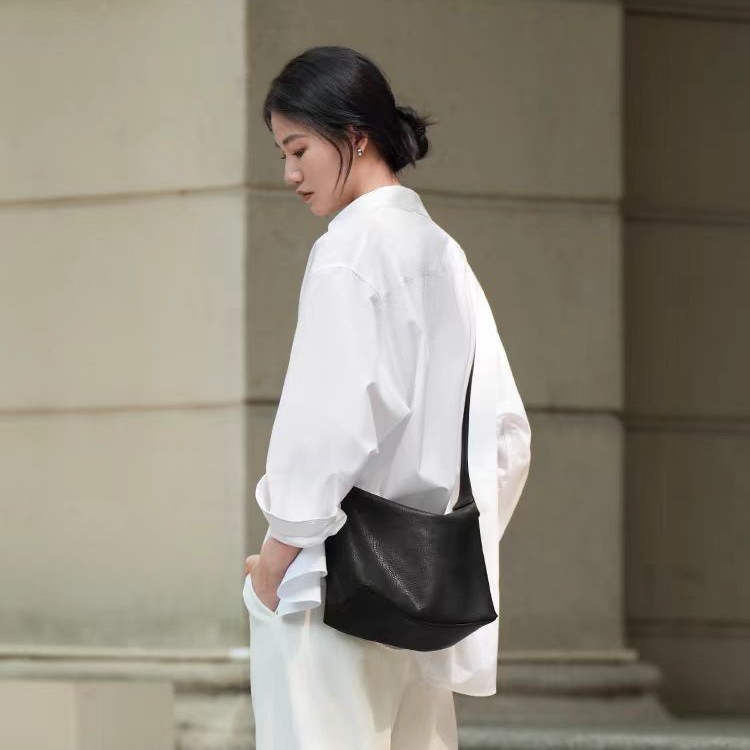 Qiu zhenzhi neumáticos bronceados, piel de vaca, tamaño pequeño, axila clásica bolsa de hobo, piel casual, hombro único, bolsa de cercanías, albóndigas, mujer