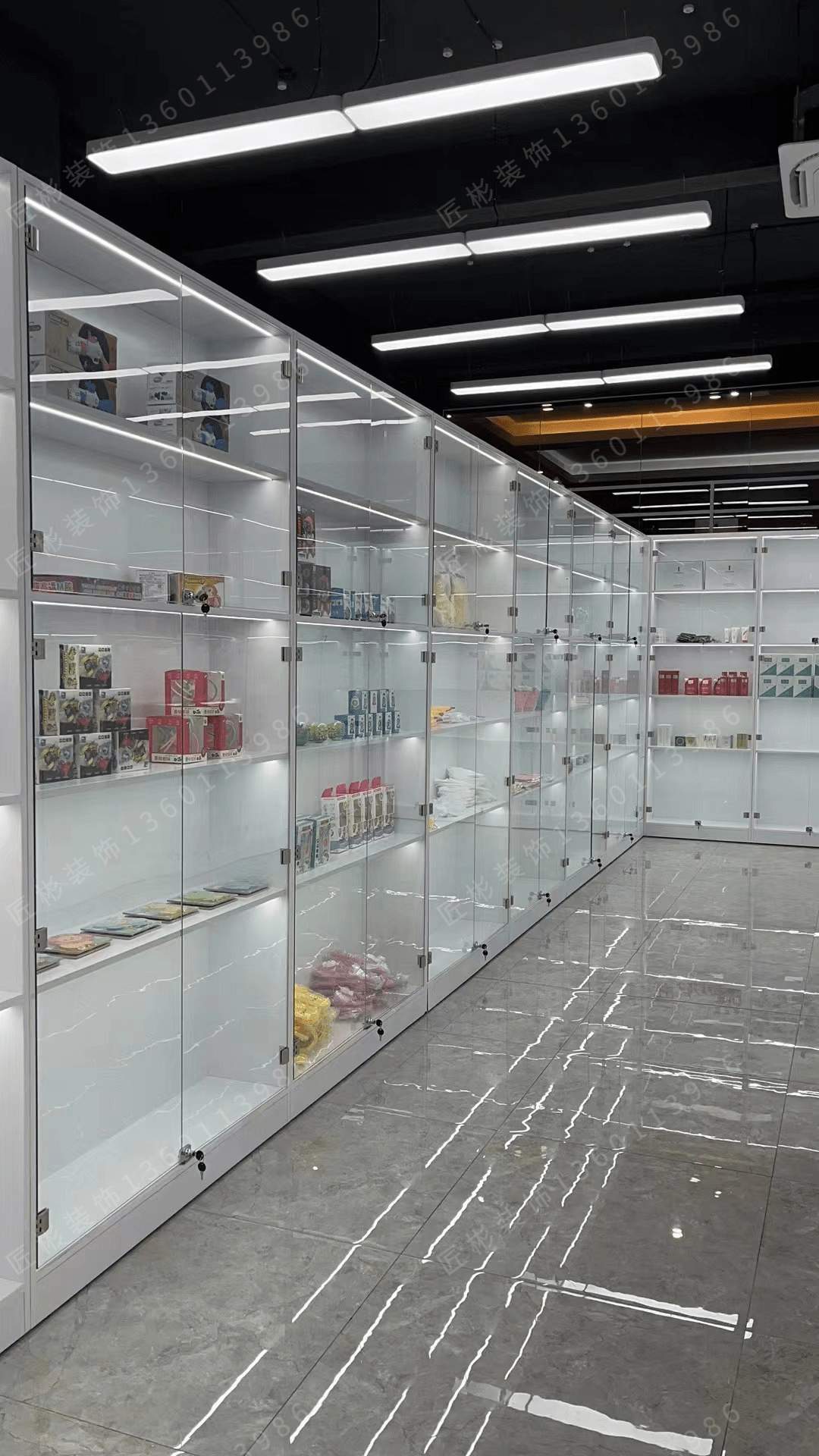 广州商用带锁礼品展示柜 玩具模型玻璃展示柜防尘柜 玩具展示柜-阿里巴巴