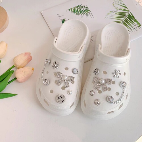 Cross-border Crocs Decoration Removable Shoe Flower Shoe Buckle Ins Style Creative Silver Smiley Series