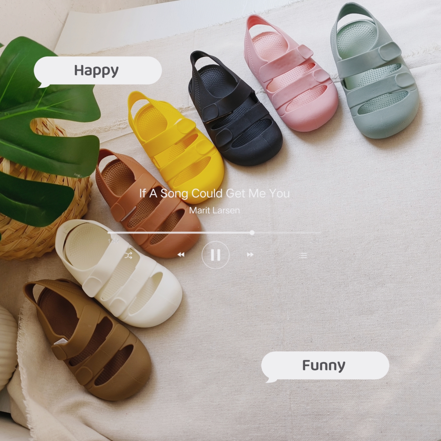2024 Summer New Kids CapToe Velcro Beach Shoes, Same as Spain Version, Soft Plastic Shoes for Boys and Girls, Hole Shoes