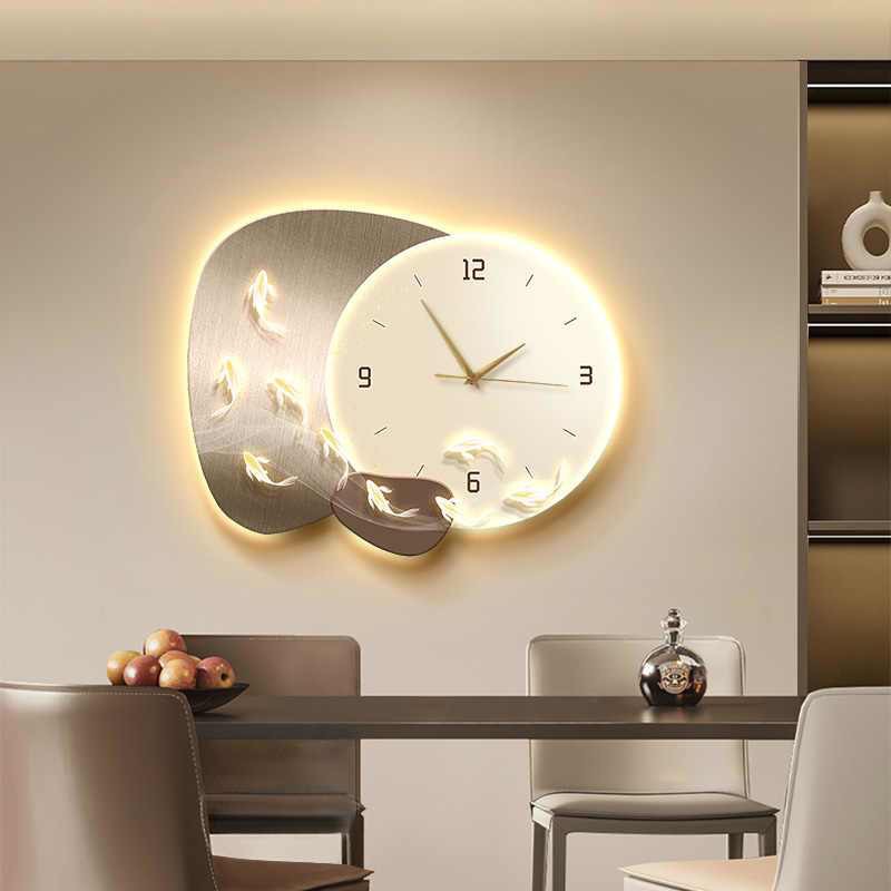 Light Luxury Restaurant Clock, Living Room Clock, Wall Lamp, Wall Lamp, Silent High-End Nine-Fish Abstract Dining Room Hanging Painting