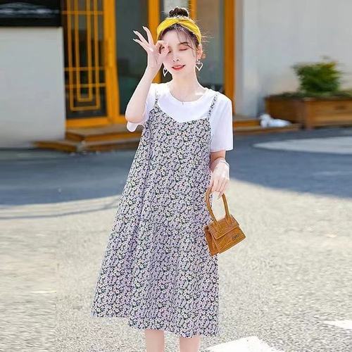 Pregnant women's floral two-piece dress set, Korean style loose medium-long dress, trendy for outdoor and home use.