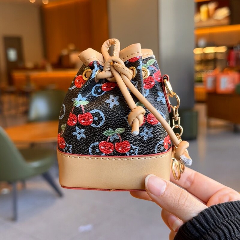 Popular Cherry Pattern Drawstring Bucket Coin Purse, Fashionable Versatile Accessory, Lipstick and Earphone Pouch, Key Holder Small Bag Popular Cherry Pattern Drawstring Bucket Coin Purse, Fashionable Versatile Accessory, Lipstick and Earphone Pouch, Key Holder Small Bag
