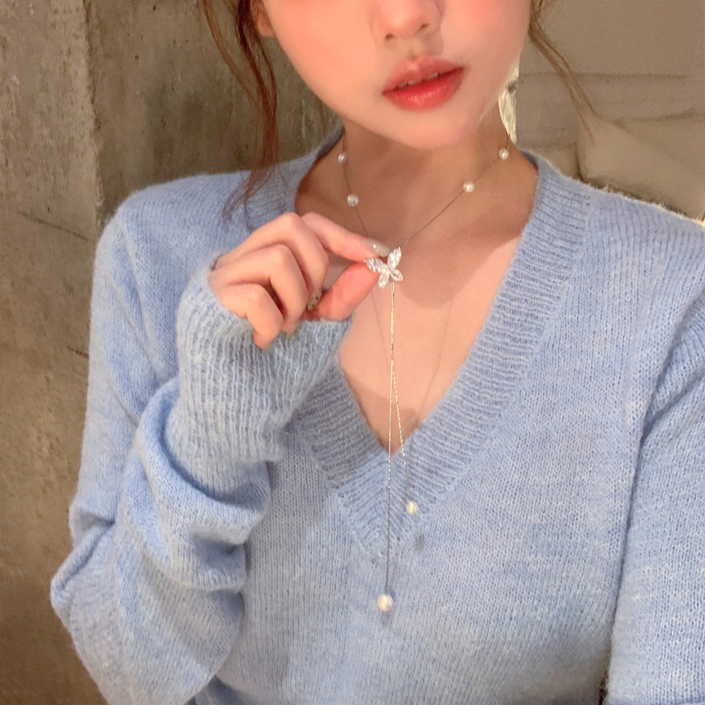 나비 풀아웃 목걸이