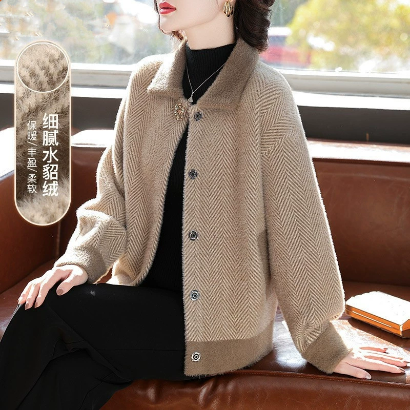 Утепленное короткое пальто для мам в стиле вестерн, женская одежда среднего возраста, осенне-зимняя новая Новогодняя одежда из норкового бархата среднего и пожилого возраста