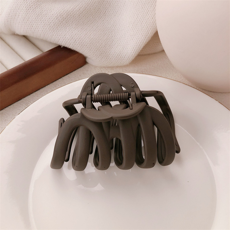 Nueva línea coreana de gran volumen de agarración de cabello retrógrado estilo tiburón clips exquisitos clips para el cabello universal accesorios para mujeres