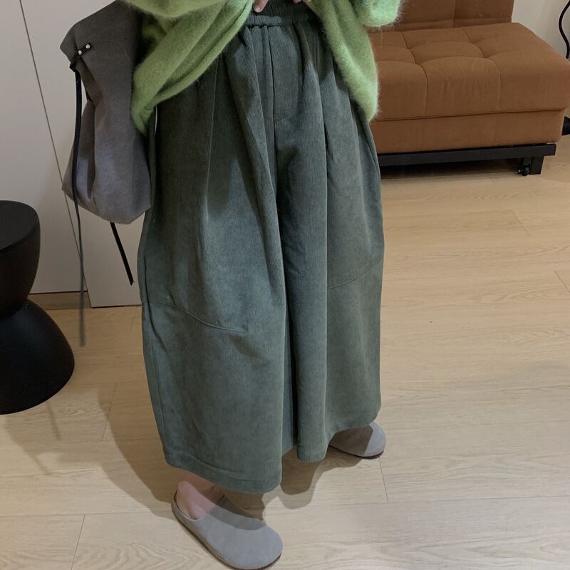 Vintage niche design corduroy cropped pants for women, loose casual slimming wide-leg pants, new early autumn model, one size fits all Vintage niche design corduroy cropped pants for women, loose casual slimming wide-leg pants, new early autumn model, one size fits all