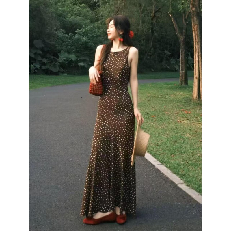 French Retro Brown Polka Dot Sleeveless Dress for Women, Summer Waist-Cinching Slimming Long Dress, Elegant and Stylish Fishtail Dress